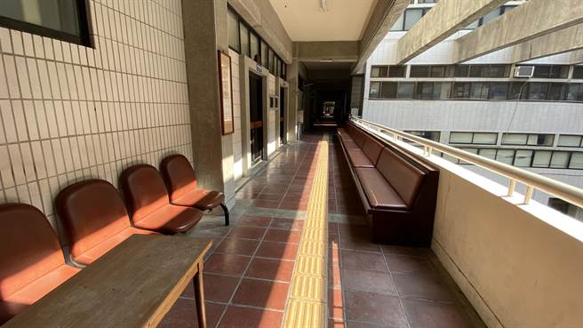 警方線民張男假裝警察，請2女協助釣出毒販辦案。台中地院依僭行公務員職權罪判他徒刑3月，得易科罰金。（資料照片／陳淑芬台中傳真）