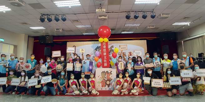 鹿港糕餅文化節用5倍券加碼抽iphone，12家糕餅和2家茶行國慶連假登場 。（吳敏菁攝）