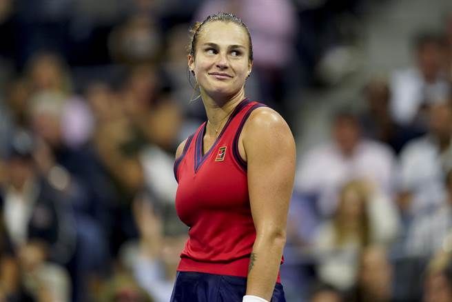 白俄羅斯女將莎芭蓮卡確診新冠肺炎，退出印地安泉網球大師賽。（資料照／美聯社）