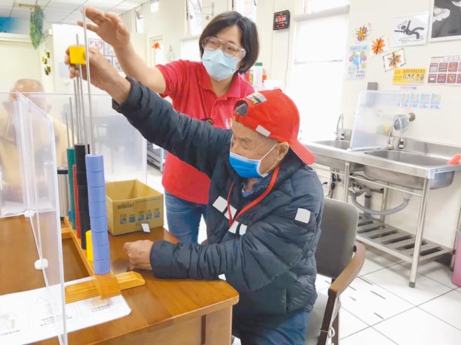 桃园现有50家日照中心，总计可收托1328人，目前改为「1国中学区、1日照中心」为建置目标。（桃园市政府社会局提供／陈梦茹桃园传真）