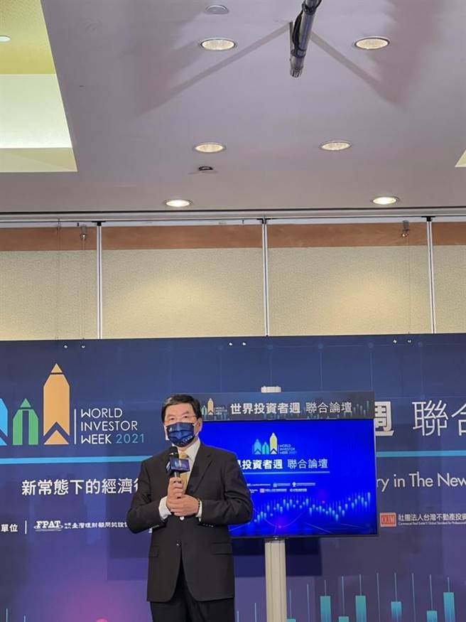 （國泰金總經理李長庚建議投資人把握住壽險短空長多的進場機會。圖／彭禎伶）