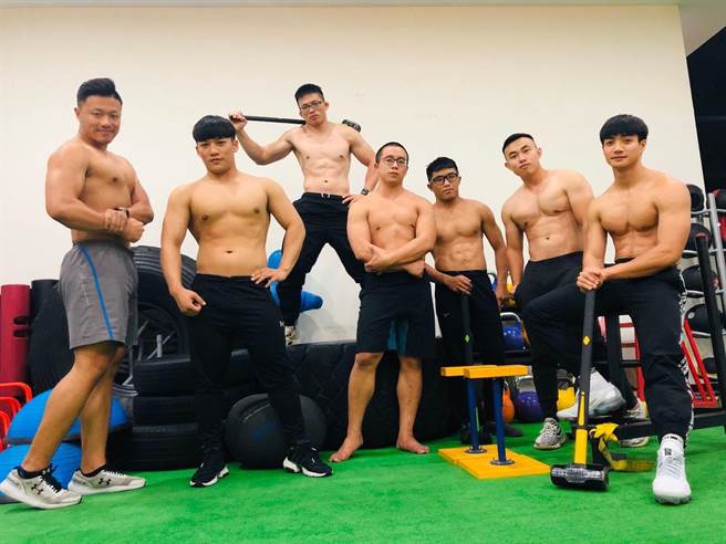 疫情警戒松绑，台东县府及在地旅宿、健身业者等纷纷祭出加码优惠，搭上8日即将上路的振兴5倍券，趁热抢攻商机。（蔡旻妤摄）