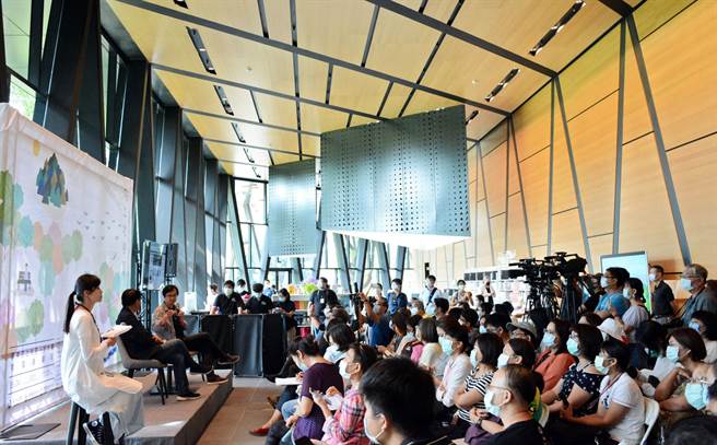 長達5個月的南國漫讀節，邀集名導曹瑞原、閱讀大使劉冠廷、雲門舞集創辦人林懷民等人，以跨界講座，開啟全台最大閱讀盛會。（本報資料照片）