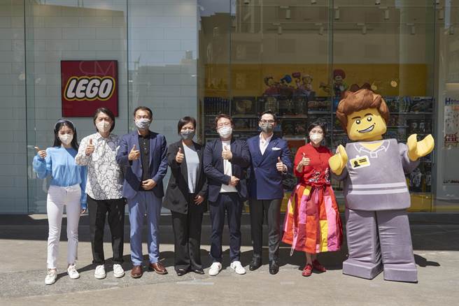 新竹乐高授权专卖店将于6日正式于新竹SOGO开幕。（SOGO提供／陈育贤新竹传真）