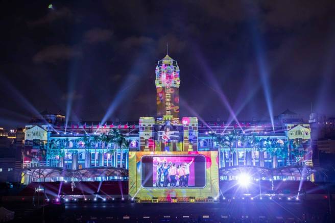 国庆光雕展启动，向文化前辈丶防疫与运动英雄致敬。文化总会提供