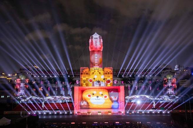 国庆光雕展启动，向文化前辈丶防疫与运动英雄致敬。文化总会提供