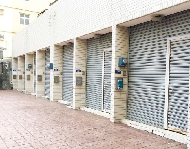 位在台中梧棲小型工業廠辦，鄰近台中港加工出口區，且近61快速道路、國道3號。圖／業者提供