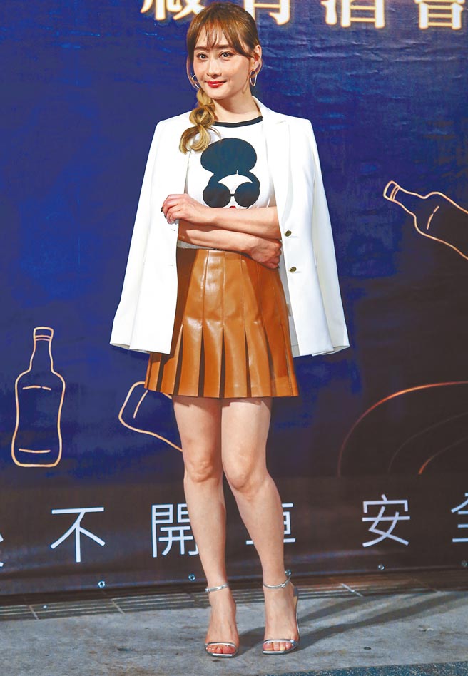 陳德容昨出席《山中森林》殺青酒會，分享拍攝趣事。（陳俊吉攝）