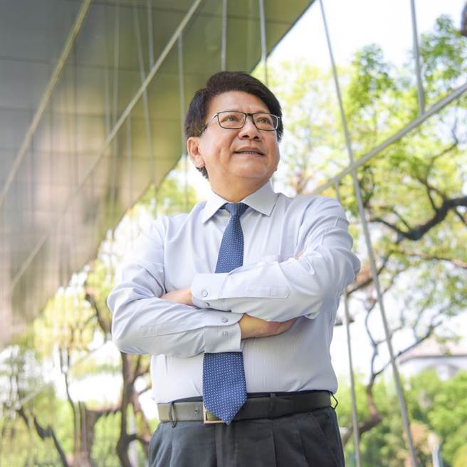 屏東發生駭人聽聞挖眼案，縣長潘孟安臉書過去18篇文卻都未提及後續，遭網友灌爆痛批。(圖／潘孟安臉書)