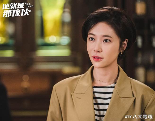 黃正音分享自己的生活觀是「用積極的方式看世界」。（八大綜合台提供）