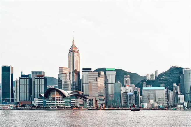 有消息指出，香港政府建議開設港版發改委，研究重要政策。(shutterstock)