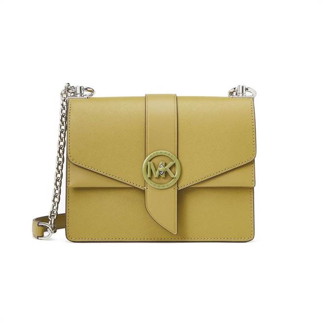 BREEZEONLINEMICHAEL KORS Greenwich 橄榄绿炼带方包，原价1万5200元、特价7600元。（微风提供）