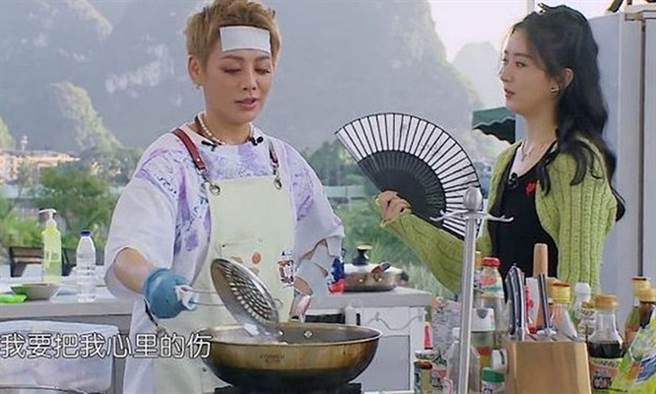 赵丽颖承认上节目是为了治疗心中伤口。（图／取自《on.cc东网》）