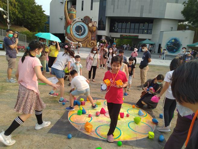 南瀛天文館國慶連假將推出趣味天文團康「火星霸主」。(南瀛天文館提供／劉秀芬台南傳真)