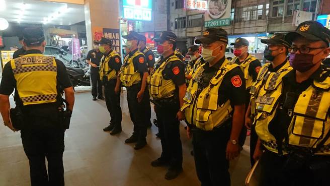 八大行业復业，电子游戏场马上吸引人气，彰化警分局加强临检。（彰化警分局提供／吴敏菁彰化传真）