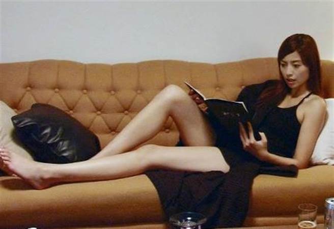 片濑那奈有美腿天后之称。(图/翻摄自日网)