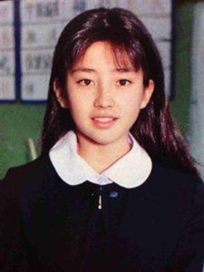 幼少时间的宫泽理惠。