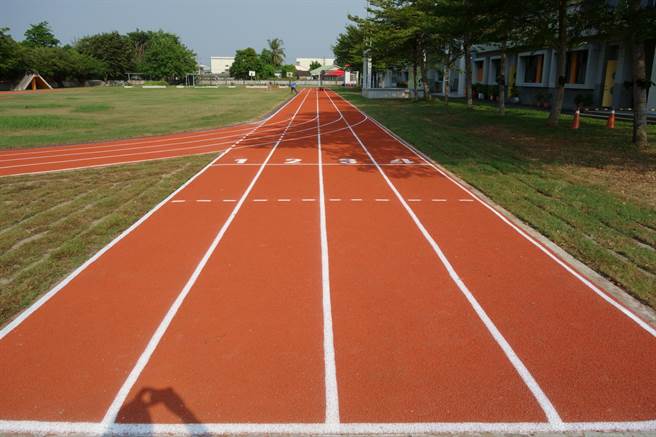 台南市有86校获教育部补助6亿元，改善校园操场跑道。(台南市教育局提供／曹婷婷台南传真)