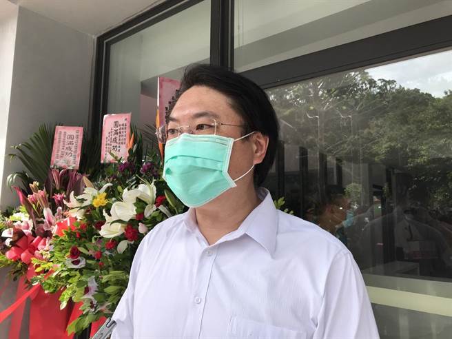 基隆市长林右昌表示，基隆捷运CP值很高，不只对北北基有非常大助益，对东部干线运量也有帮助。（陈彩玲摄）