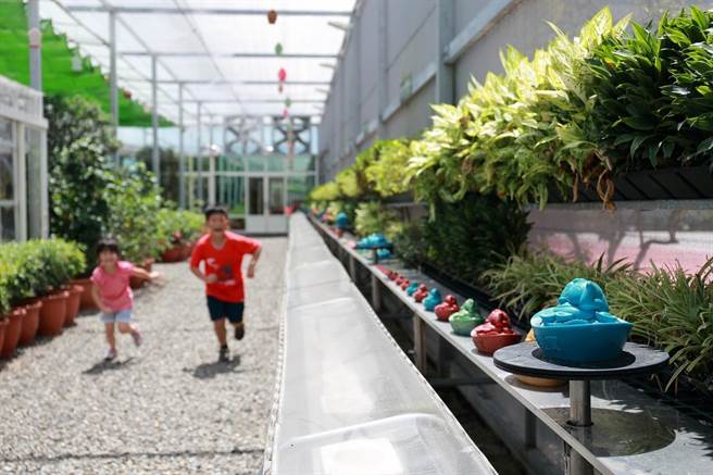 位在台南市仁德区的「虹泰水凝胶世界」，是全台第一座以「水凝胶」为主题的观光工厂，提供科学体验及保健生活知识。（虹泰水凝胶世界提供／张毓翎台南传真）