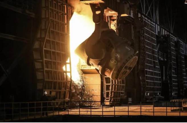 遏制高耗能高排放產業，陸地方與中央不同調。取自新華社