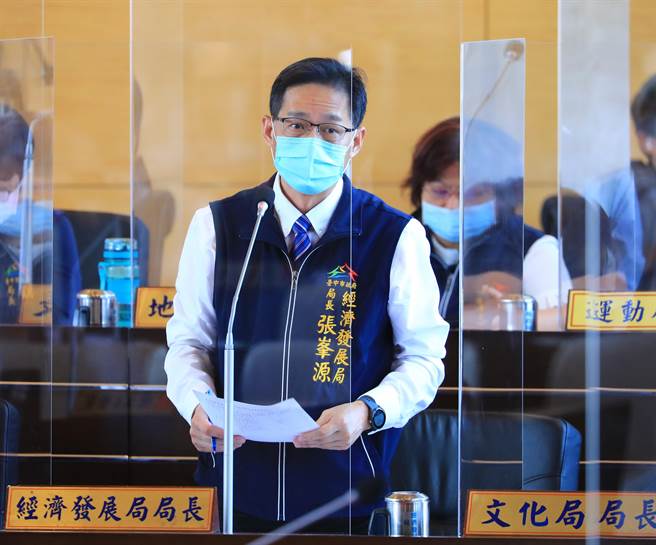 经发局长张峯源强调，今年台中购物节预计创造至少175亿元以上的经济产值，带动全市产业与店家復甦。(陈世宗摄)