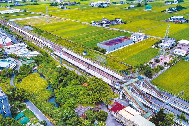 高铁宜兰站交通部属意位于礁溪乡的四城站，但因四城站位置偏北，引起地方多数民眾不满，游锡堃指「四城站缺点最多。」图为四城地区空拍照。（本报资料照片）