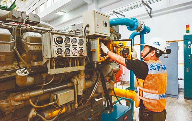 台北市水利處抽水站每年在防汛期前會進行員工教育訓練，議員陳怡君5日踢爆市府竟上網徵臨時演員來參與教育訓練。（台北市水利處提供／張立勳台北傳真）