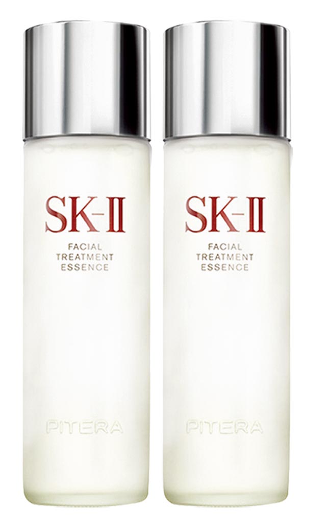 全联28日前「美丽生活节」预购活动，SK-Ⅱ青春露230ml×2入，全台限量250组，市价1万2500元、预购价6999元；周六、日、一持福利卡购买现折700元；若搭配振兴福利金购买、支付最高享10％福利点回馈，换算后5799元，不到5折。（全联提供）