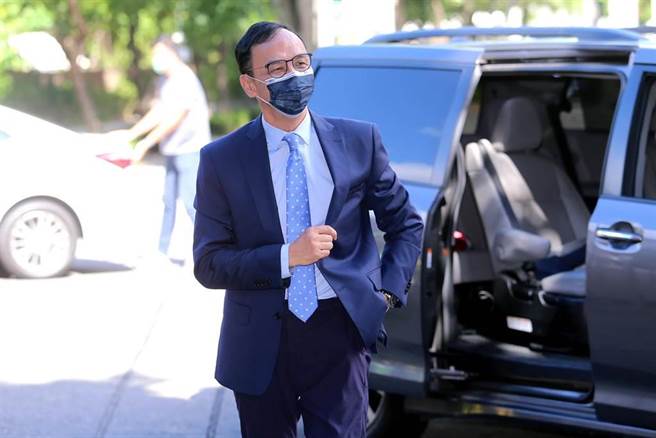 遭基进党按铃申告，朱立伦批评此举是浪费司法、社会资源。（黄世麒摄）