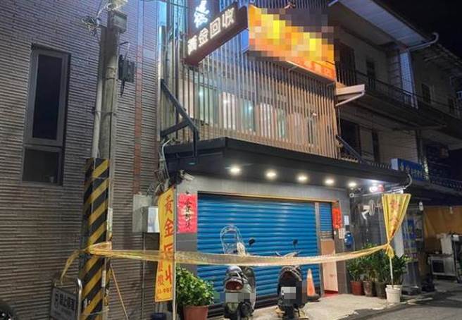 6日晚间有歹徒持枪闯入礁溪乡一间银楼意图打劫，并开枪击伤银楼老板的头部。（读者提供）