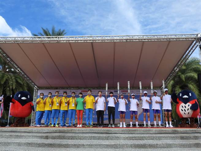 全国运动会16日将在新北市登场，圣火今抵达花莲，在太平洋公园举办传递仪式。（罗亦晽摄）