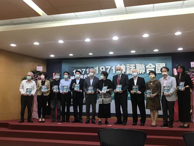 许信良：当年美方指中华民国无法留在联合国，我政府搞破坏。曾薏苹摄