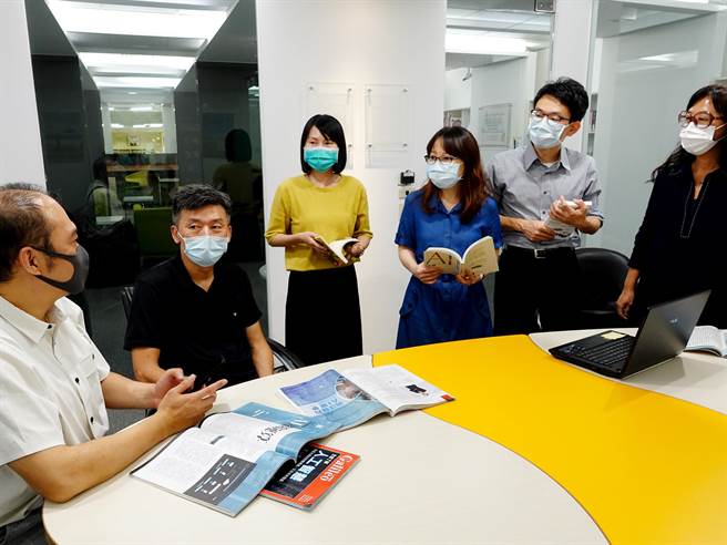 中正大學社會科學院6位教師主動出擊，提報計畫探討數位科技的道德問題，獲科技部「人文及社會科學研究卓越計畫」補助。（中正大學提供∕呂妍庭嘉義傳真）