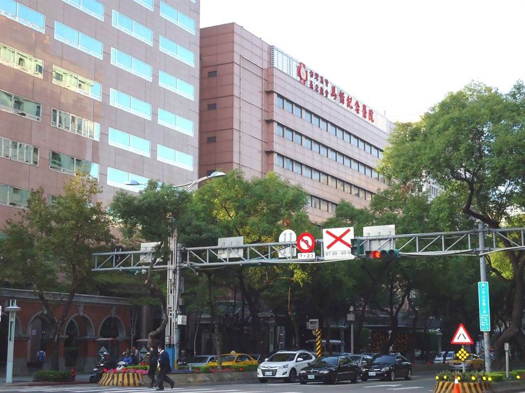 「馬偕紀念醫院」以504件的的成交實例，成為六都最熱門的醫學中心。(圖/永慶房屋提供)