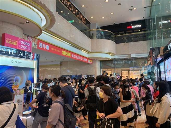 百货龙头新光三越首波周年庆特地选7日起跑，欲抢攻五倍券商机。（新光三越提供）