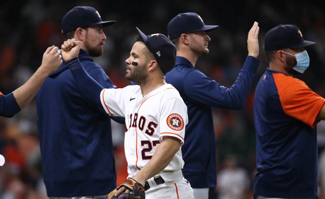 太空人旗开得胜(路透社)