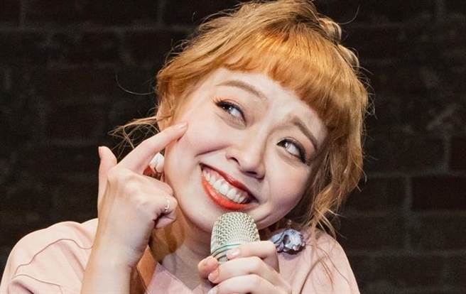 龍龍遭雞排妹爆料假哭。(圖/翻攝自龍龍臉書)