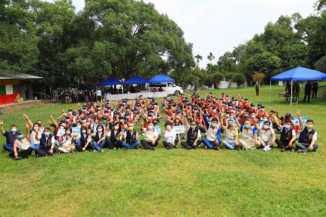 台中市110年替代役備役役男演訓召集，有120名役男挑戰10項野戰訓練關卡。（王文吉攝）