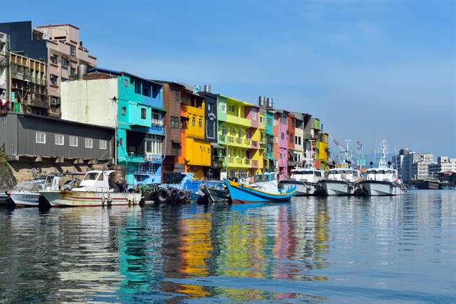 基隆打卡景点正滨渔港彩色屋。（基隆市政府提供／杨亚璇基隆传真）
