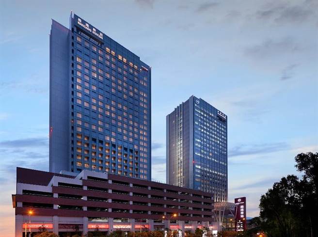 台北六福万怡酒店10月9日起转防疫旅馆，每晚7,000元起，标榜打造全「台最FUN松的五星防疫假期」。图／六福旅游集团提供