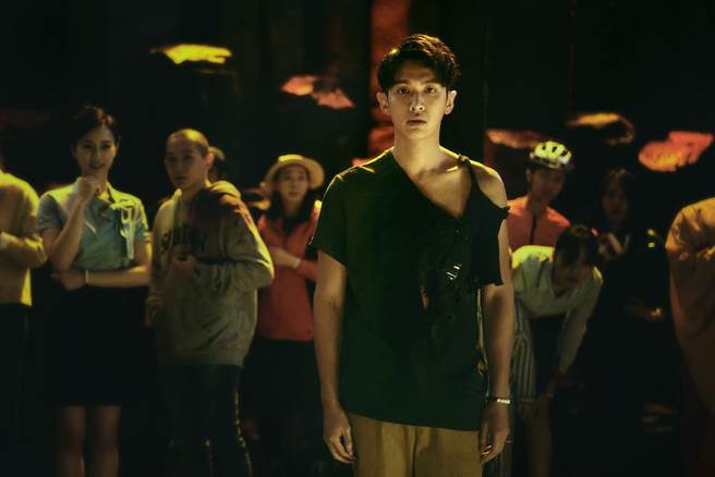 柯震东再度成为九把刀电影的男主角。（麻吉砥加电影有限公司提供）