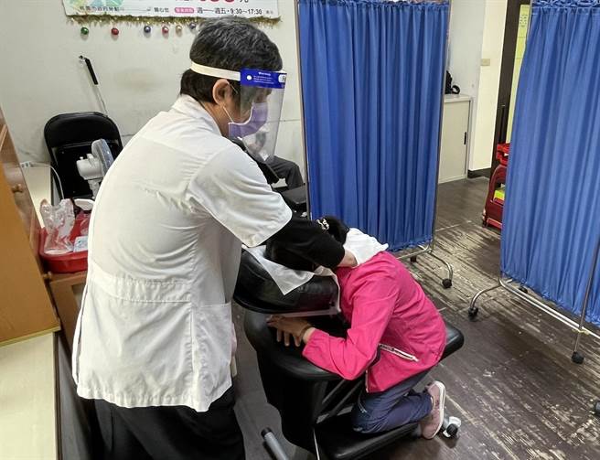 桃園振興視障按摩據點，持五倍券消費可送優惠。（桃園市勞動局提供／陳夢茹桃園傳真）