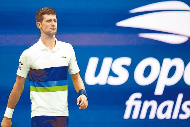 澳洲祭出疫苗強制令，讓原本不打疫苗的喬帥進退兩難。（路透）