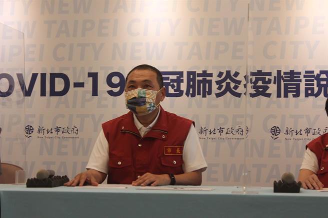 新北市長侯友宜今在疫情說明會會後表示，疫情持續穩定，如假日又零確診的話，會考慮停開線上疫情說明會。（陳慰慈攝）