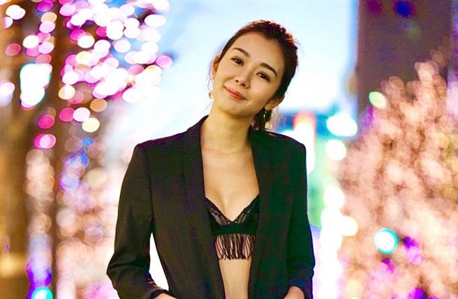 麦明诗被封为学霸港姐冠军。（图／翻摄自louisa_mak IG）