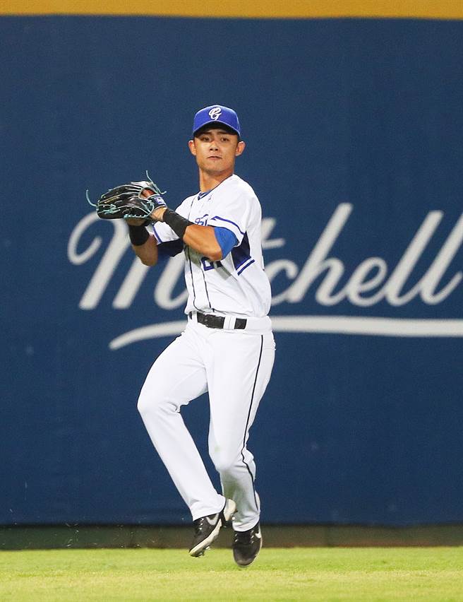 富邦悍將外野手申皓瑋。（資料照，陳怡誠攝）