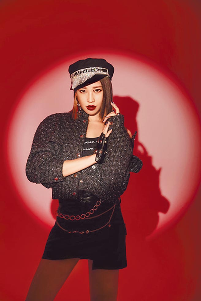 袁咏琳近来推出新创作单曲，飙唱嘻哈电音曲风。（杰威尔音乐提供）