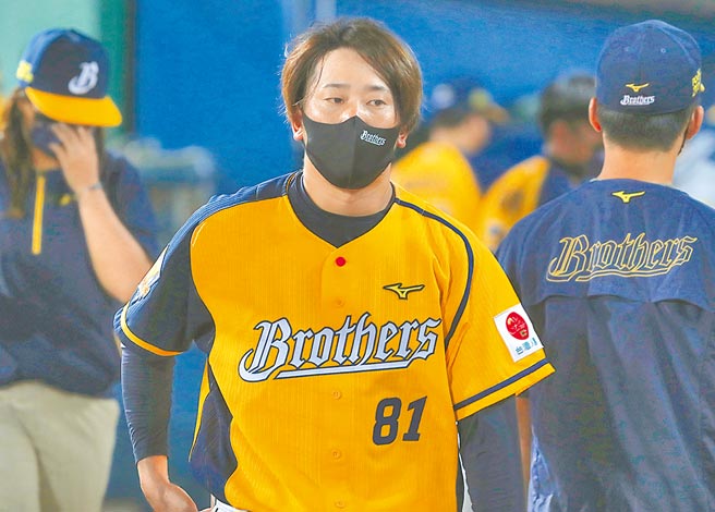 中信兄弟從二軍拉上日籍投手高野圭佑，將在與富邦悍將3連戰中「開箱」。（鄭任南攝）