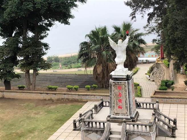 陈景兰洋楼建筑连同前方观海花园，占地约25亩。（李金生摄）